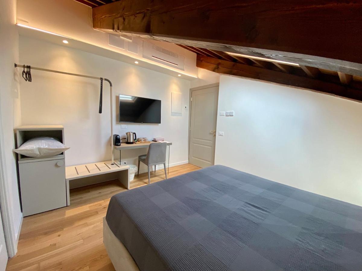 Residenza D'Epoca Dei Fondachi Hotell Sarzana Eksteriør bilde